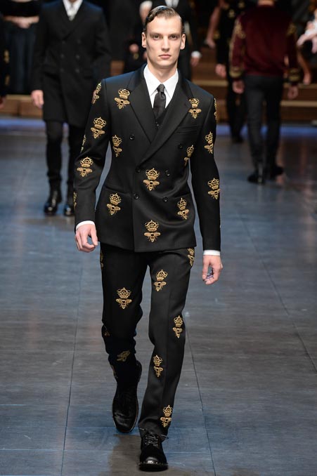 Модель 20 из мужской коллекции Dolce & Gabbana осень-зима 2015-2016